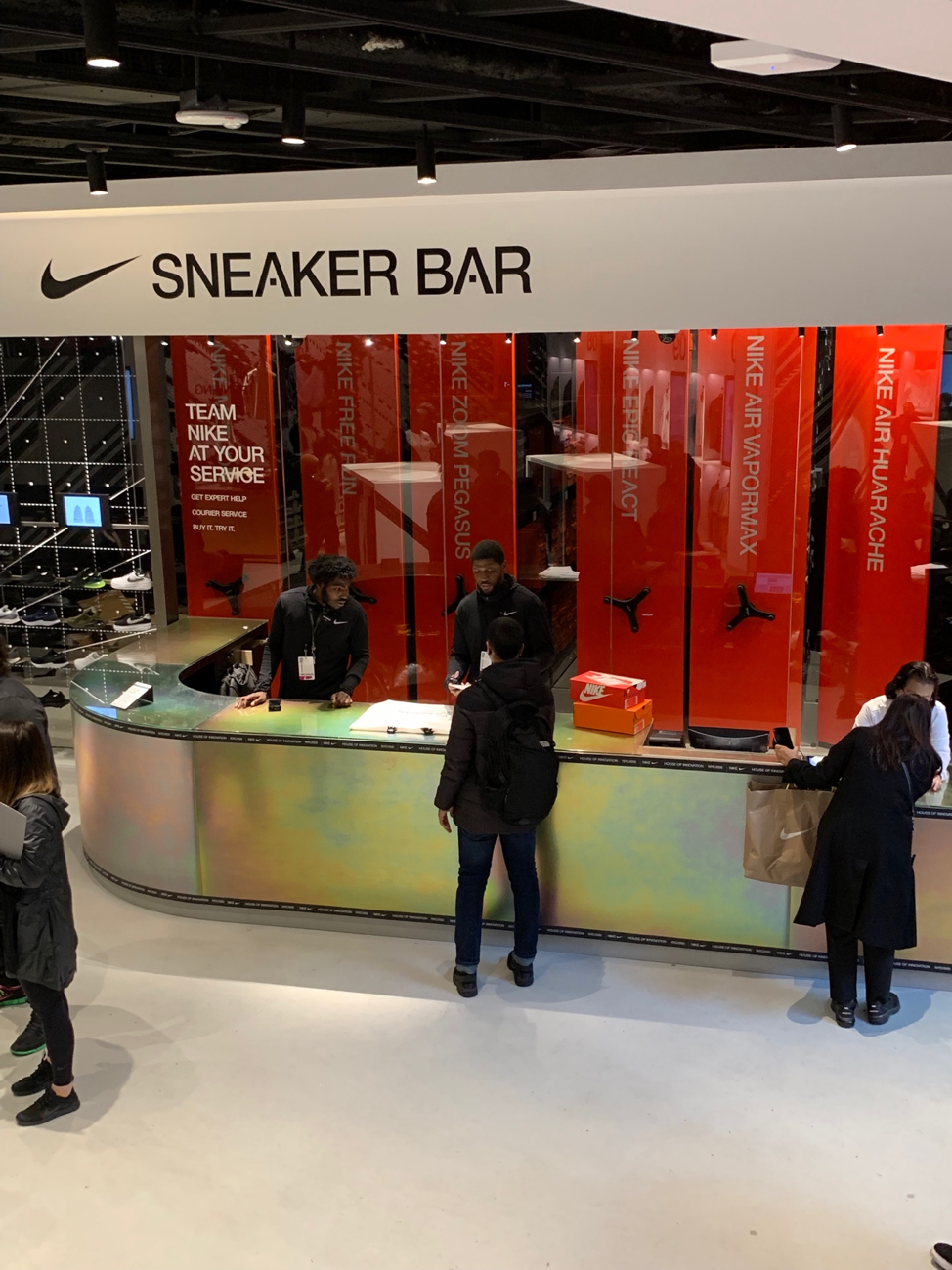 Sneaker Bar
